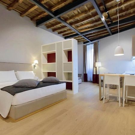 Monti Panisperna Suites โรม ภายนอก รูปภาพ