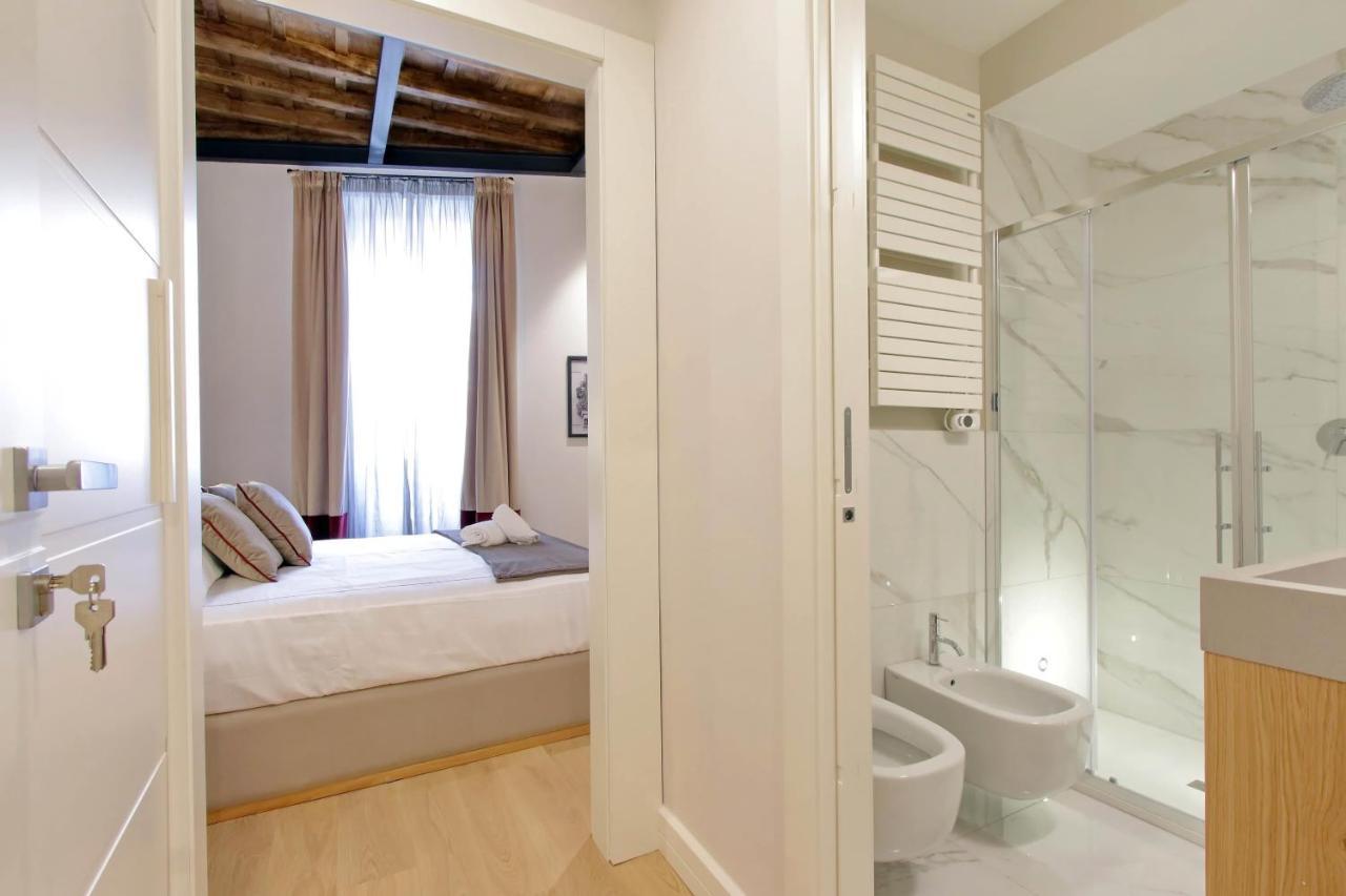 Monti Panisperna Suites โรม ภายนอก รูปภาพ