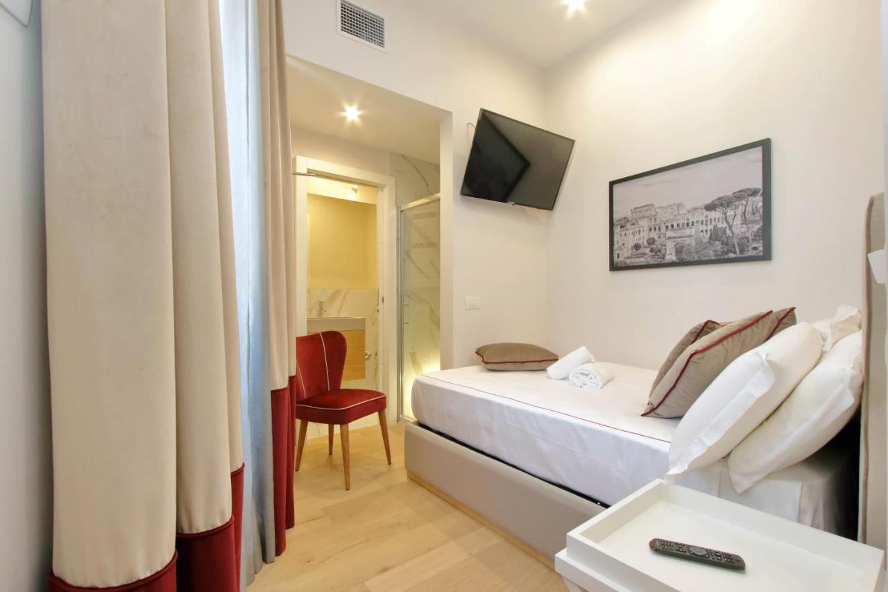 Monti Panisperna Suites โรม ภายนอก รูปภาพ