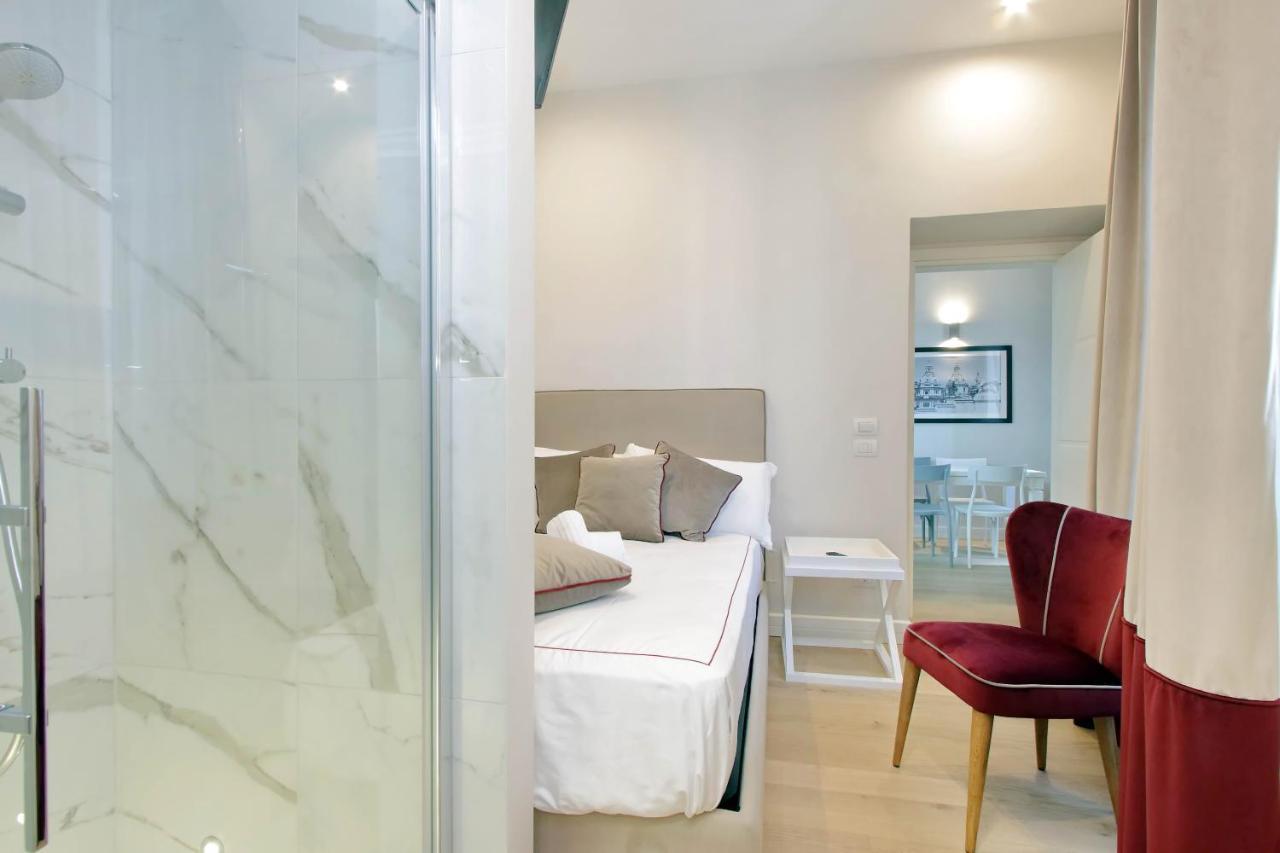 Monti Panisperna Suites โรม ภายนอก รูปภาพ