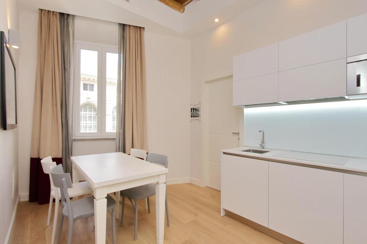Monti Panisperna Suites โรม ภายนอก รูปภาพ